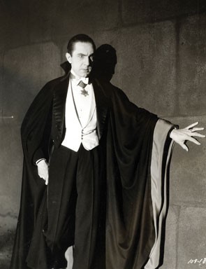 4. Bela Lugosi as Dracula (1931) via Wikimedia